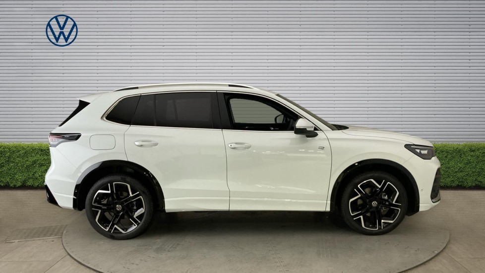 Volkswagen Tiguan 1.5 eTSI 150 R-Line 5dr DSG Petrol Estate - Image 4