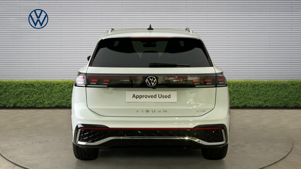 Volkswagen Tiguan 1.5 eTSI 150 R-Line 5dr DSG Petrol Estate - Image 8