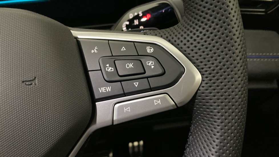 Volkswagen Tiguan 1.5 eTSI 150 R-Line 5dr DSG Petrol Estate - Image 18