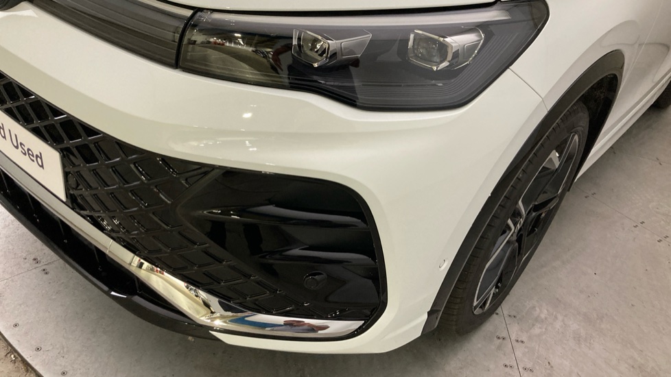 Volkswagen Tiguan 1.5 eTSI 150 R-Line 5dr DSG Petrol Estate - Image 36