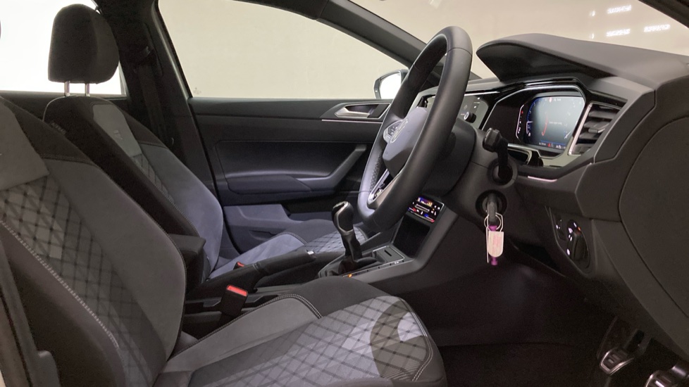 Volkswagen Polo 1.0 TSI R-Line 5dr Petrol Hatchback - Image 15