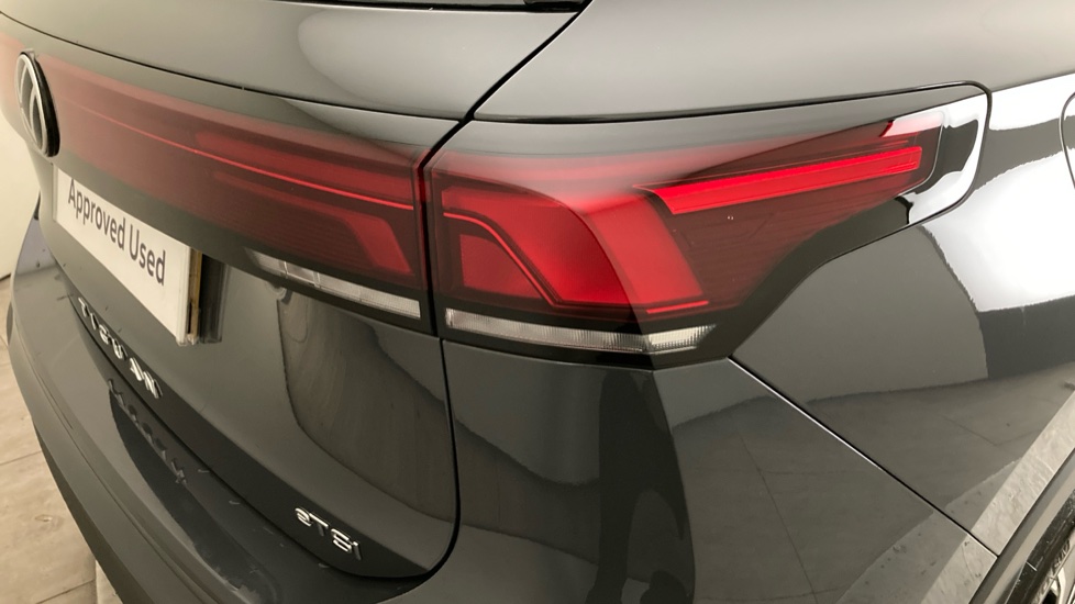 Volkswagen Tiguan 1.5 eTSI Life 5dr DSG Petrol Estate - Image 36