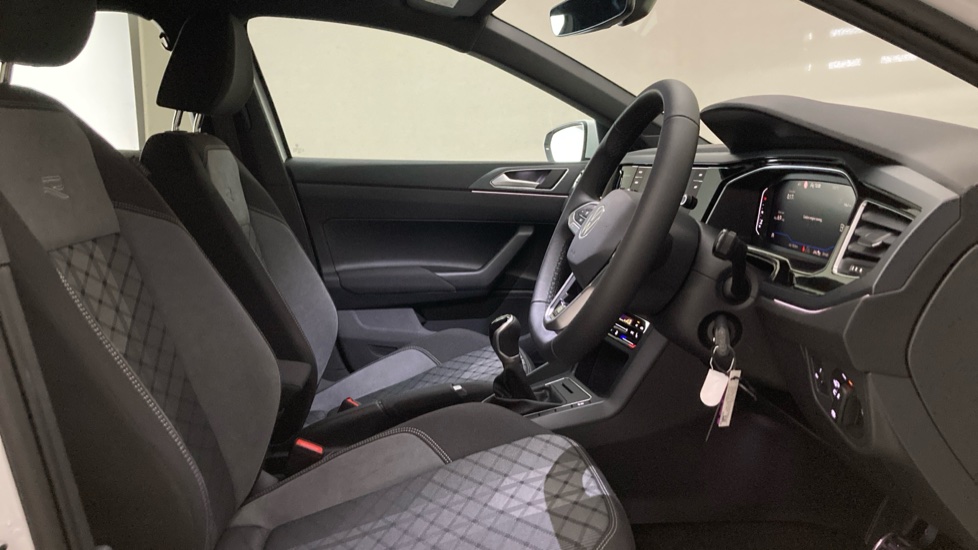 Volkswagen Polo 1.0 TSI R-Line 5dr Petrol Hatchback - Image 15