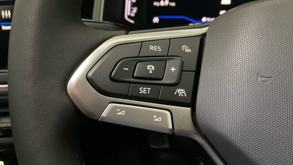 Volkswagen Polo 1.0 TSI R-Line 5dr Petrol Hatchback - Image 17