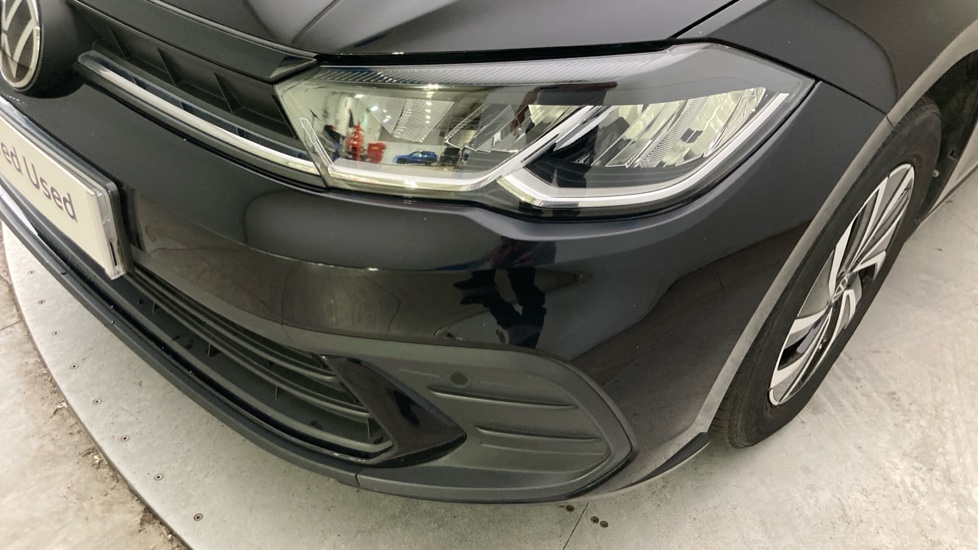 Volkswagen Polo 1.0 TSI Life 5dr Petrol Hatchback - Image 22