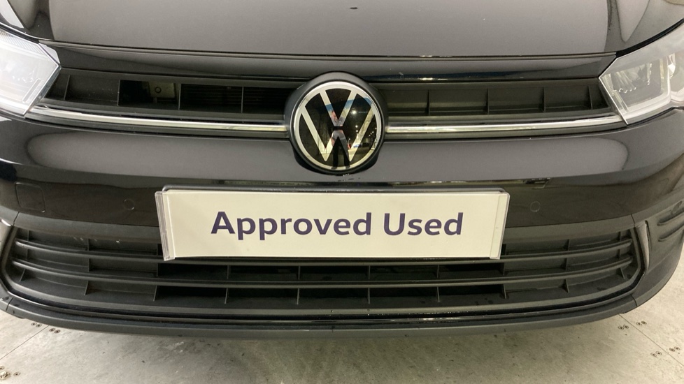 Volkswagen Polo 1.0 TSI Life 5dr Petrol Hatchback - Image 23