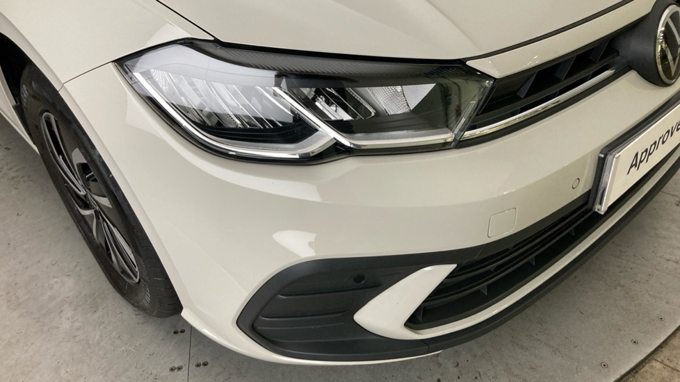 Volkswagen Polo 1.0 TSI Life 5dr Petrol Hatchback - Image 32