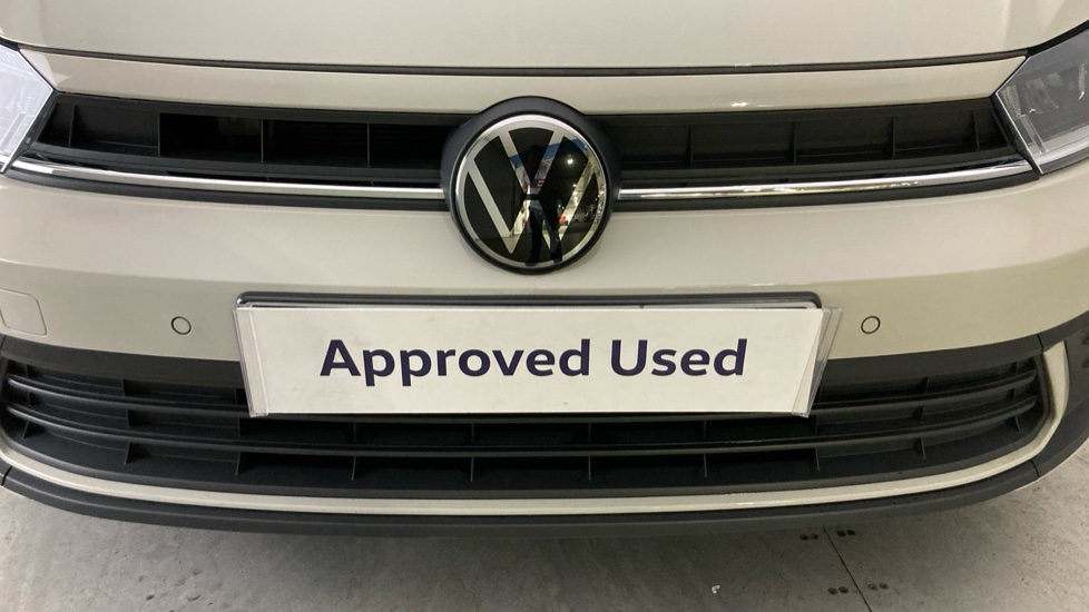 Volkswagen Polo 1.0 TSI Life 5dr Petrol Hatchback - Image 34