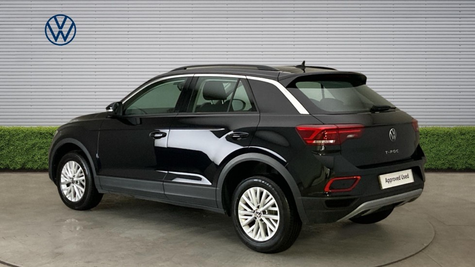 Volkswagen T-Roc 1.0 TSI Life 5dr Petrol Hatchback - Image 3