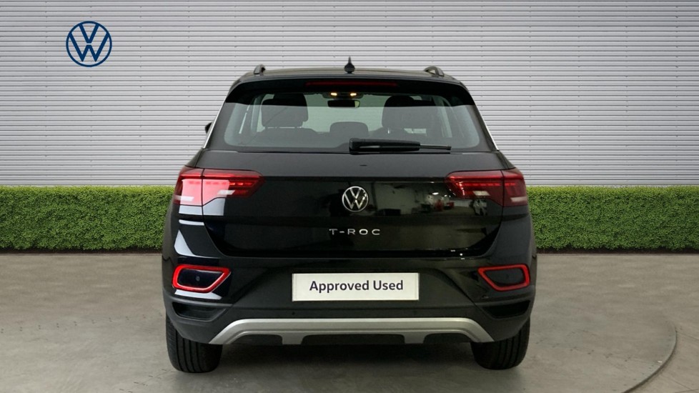 Volkswagen T-Roc 1.0 TSI Life 5dr Petrol Hatchback - Image 8