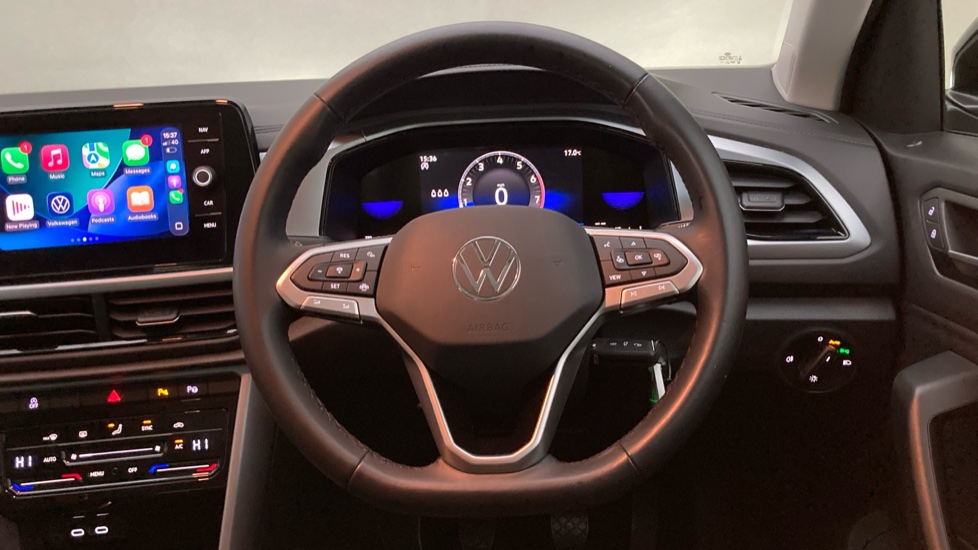 Volkswagen T-Roc 1.0 TSI Life 5dr Petrol Hatchback - Image 10