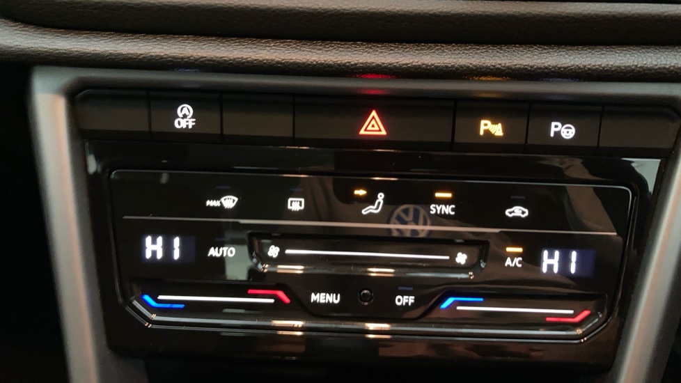 Volkswagen T-Roc 1.0 TSI Life 5dr Petrol Hatchback - Image 13