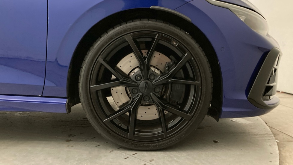 Volkswagen Golf 2.0 TSI 333 R Black Edition 4Motion 5dr DSG Petrol Hatchback - Image 5