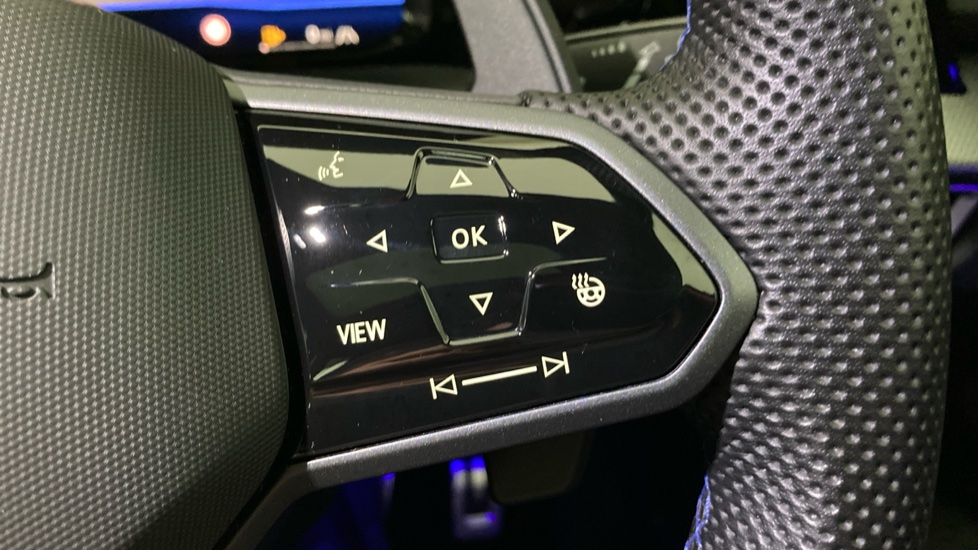 Volkswagen Golf 2.0 TSI 333 R Black Edition 4Motion 5dr DSG Petrol Hatchback - Image 18