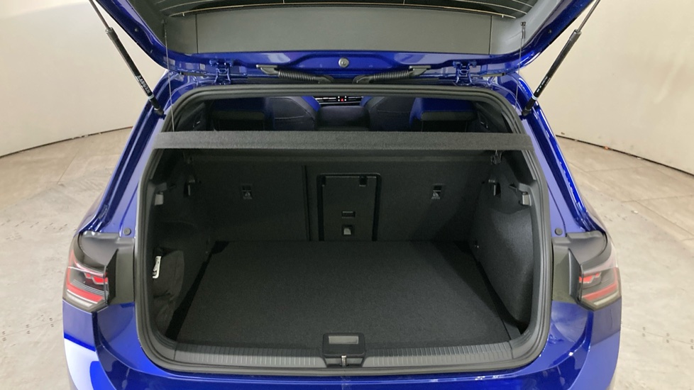Volkswagen Golf 2.0 TSI 333 R Black Edition 4Motion 5dr DSG Petrol Hatchback - Image 20