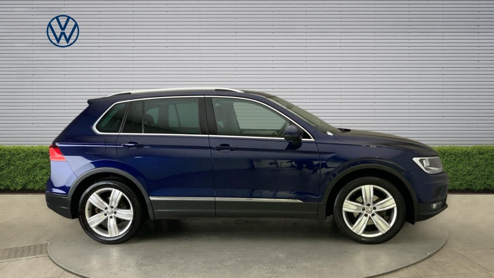 Volkswagen Tiguan 1.5 TSi EVO 150 Match 5dr Petrol Estate - Image 4
