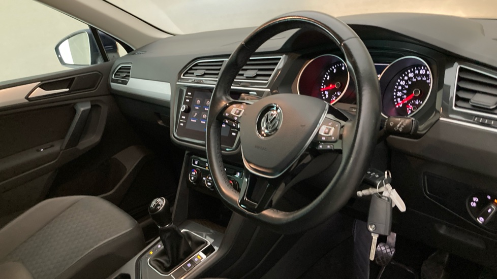 Volkswagen Tiguan 1.5 TSi EVO 150 Match 5dr Petrol Estate - Image 6