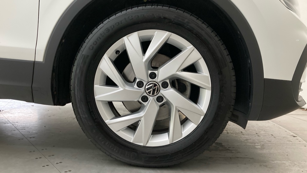 Volkswagen Tiguan 1.5 TSI Life 5dr Petrol Estate - Image 5