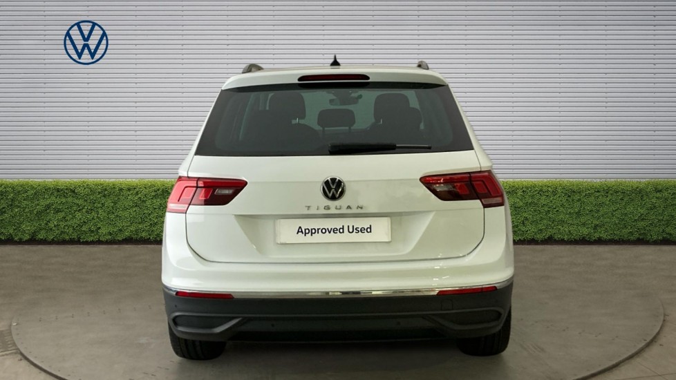 Volkswagen Tiguan 1.5 TSI Life 5dr Petrol Estate - Image 8