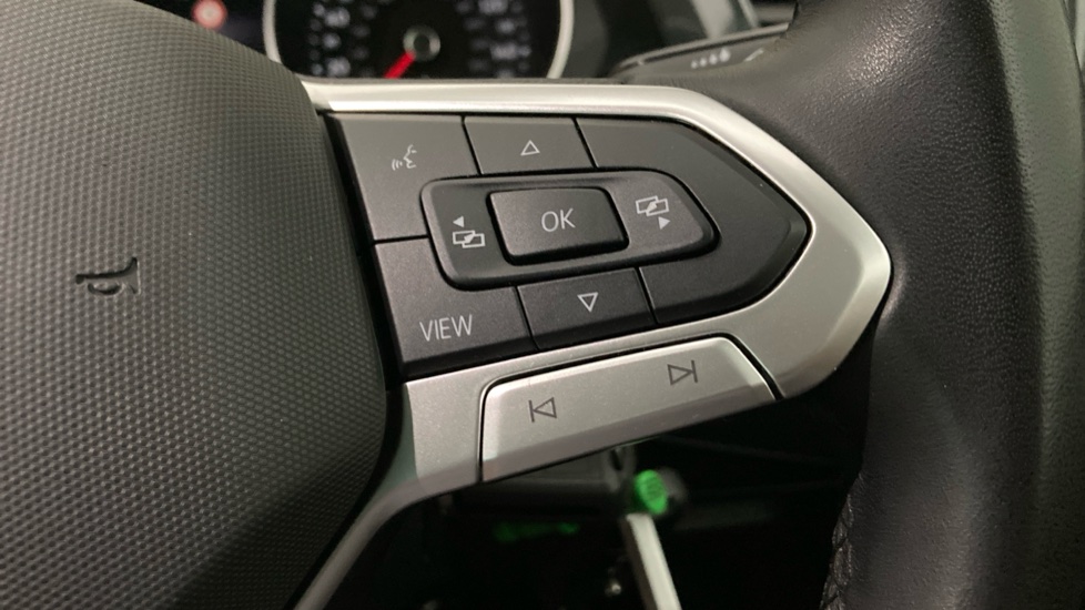 Volkswagen Tiguan 1.5 TSI Life 5dr Petrol Estate - Image 18