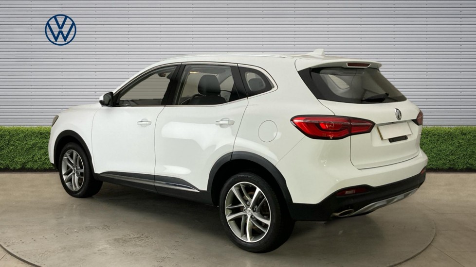 MG HS 1.5 T-GDI Excite 5dr DCT Petrol Hatchback - Image 3