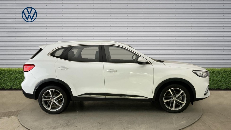 MG HS 1.5 T-GDI Excite 5dr DCT Petrol Hatchback - Image 4