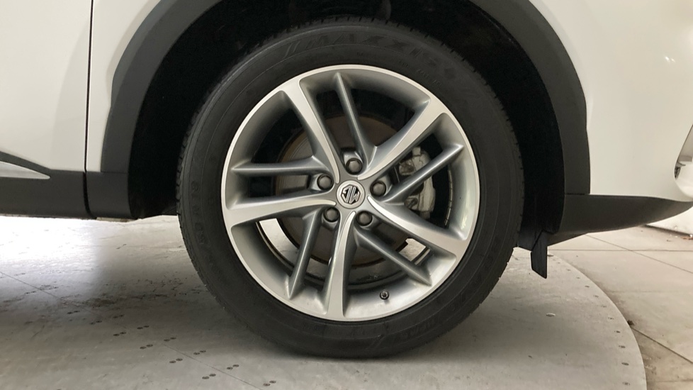MG HS 1.5 T-GDI Excite 5dr DCT Petrol Hatchback - Image 5