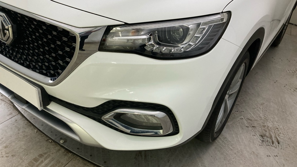 MG HS 1.5 T-GDI Excite 5dr DCT Petrol Hatchback - Image 22