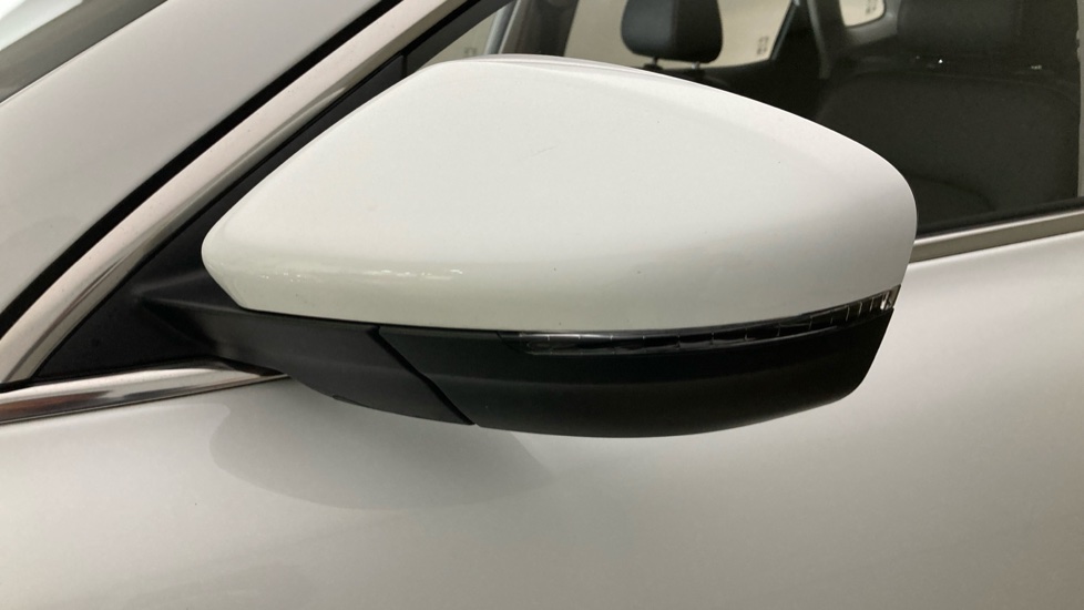 MG HS 1.5 T-GDI Excite 5dr DCT Petrol Hatchback - Image 30
