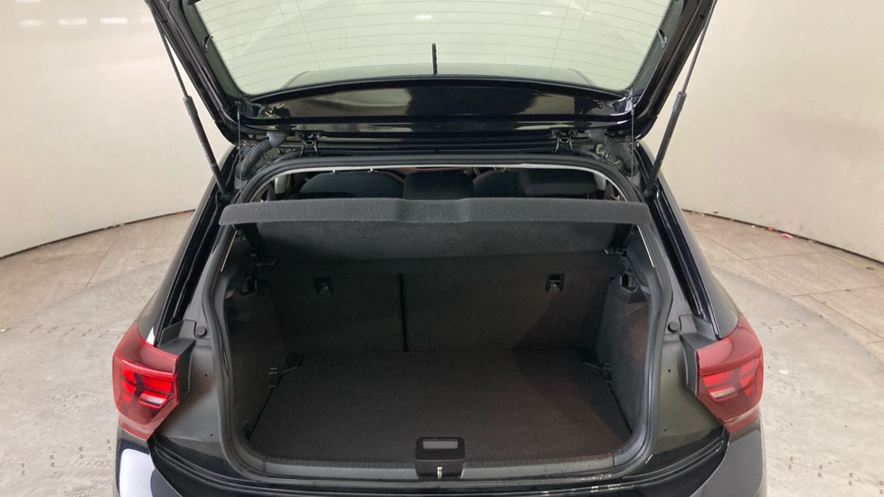 Volkswagen Polo 1.0 TSI Life 5dr Petrol Hatchback - Image 20