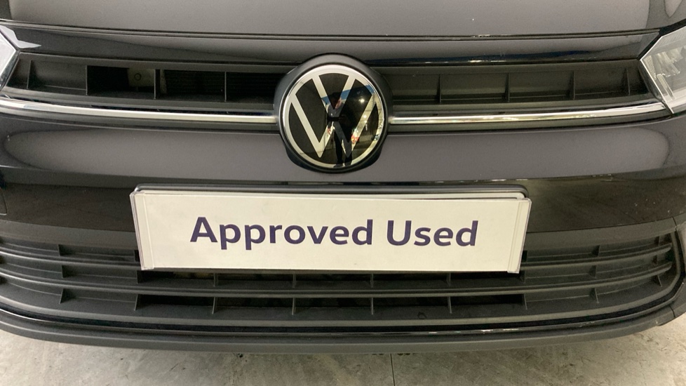 Volkswagen Polo 1.0 TSI Life 5dr Petrol Hatchback - Image 23