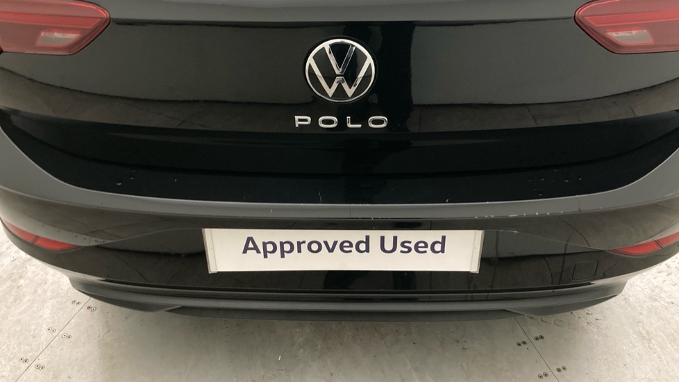 Volkswagen Polo 1.0 TSI Life 5dr Petrol Hatchback - Image 28