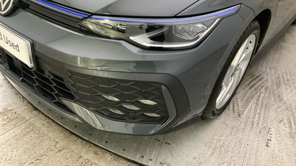 Volkswagen Golf 1.5 TSI 272 GTE eHybrid 5dr DSG Hatchback - Image 34