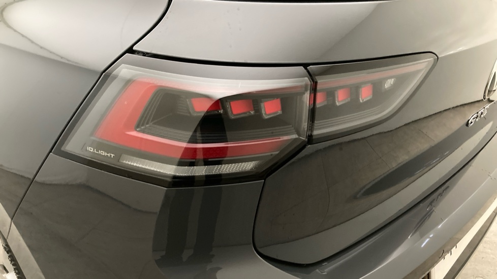 Volkswagen Golf 1.5 TSI 272 GTE eHybrid 5dr DSG Hatchback - Image 36