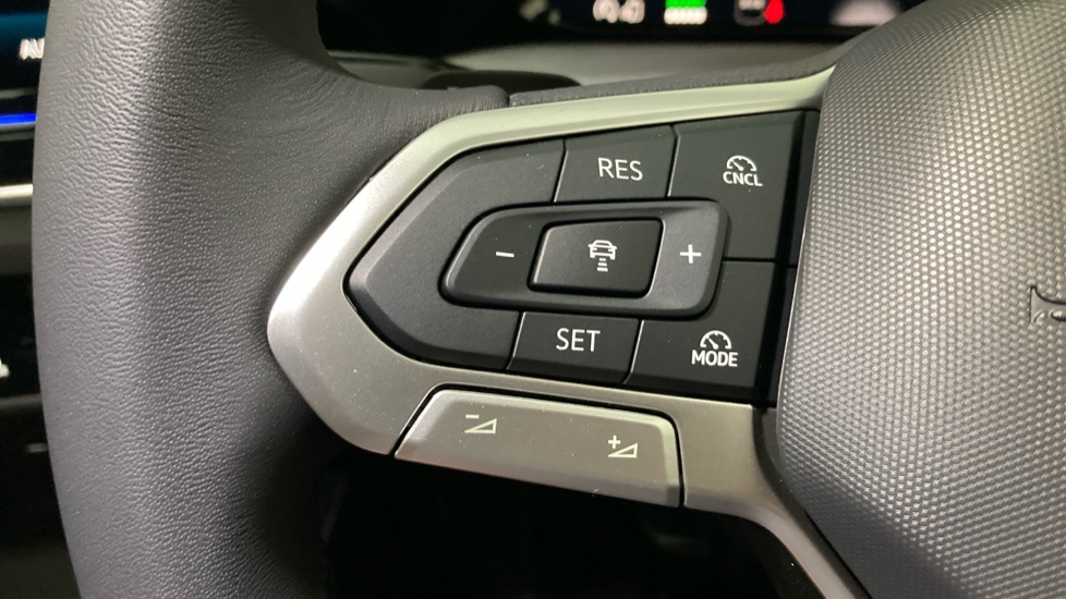 Volkswagen Golf 1.5 TSI 204 Match eHybrid 5dr DSG Hatchback - Image 17