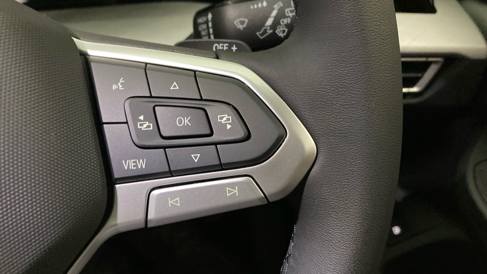 Volkswagen Golf 1.5 TSI 204 Match eHybrid 5dr DSG Hatchback - Image 18