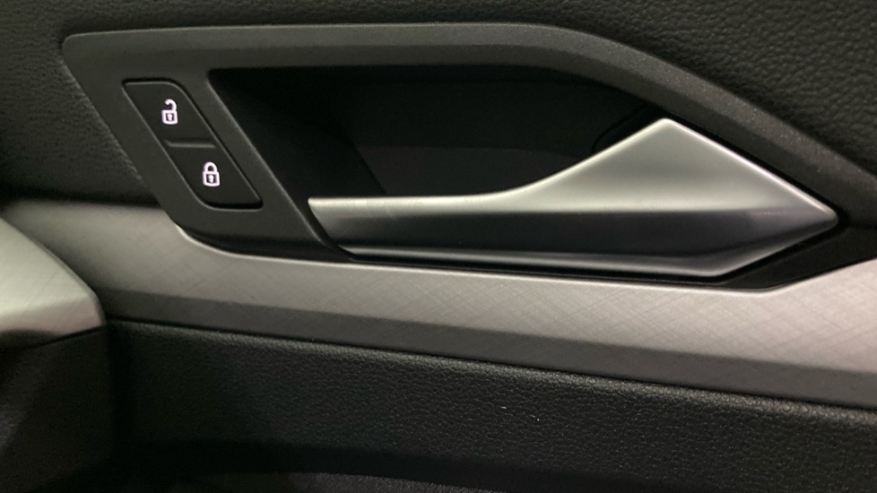 Volkswagen Golf 1.5 TSI 204 Match eHybrid 5dr DSG Hatchback - Image 28