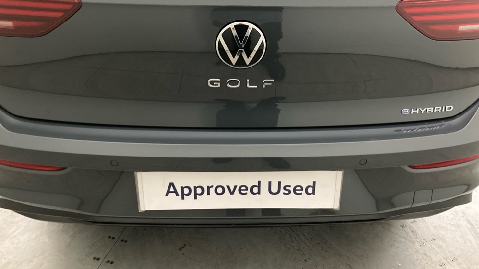 Volkswagen Golf 1.5 TSI 204 Match eHybrid 5dr DSG Hatchback - Image 38