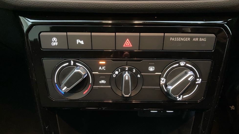 Volkswagen T-Cross 1.0 TSI 115 Match 5dr DSG Petrol Estate - Image 13