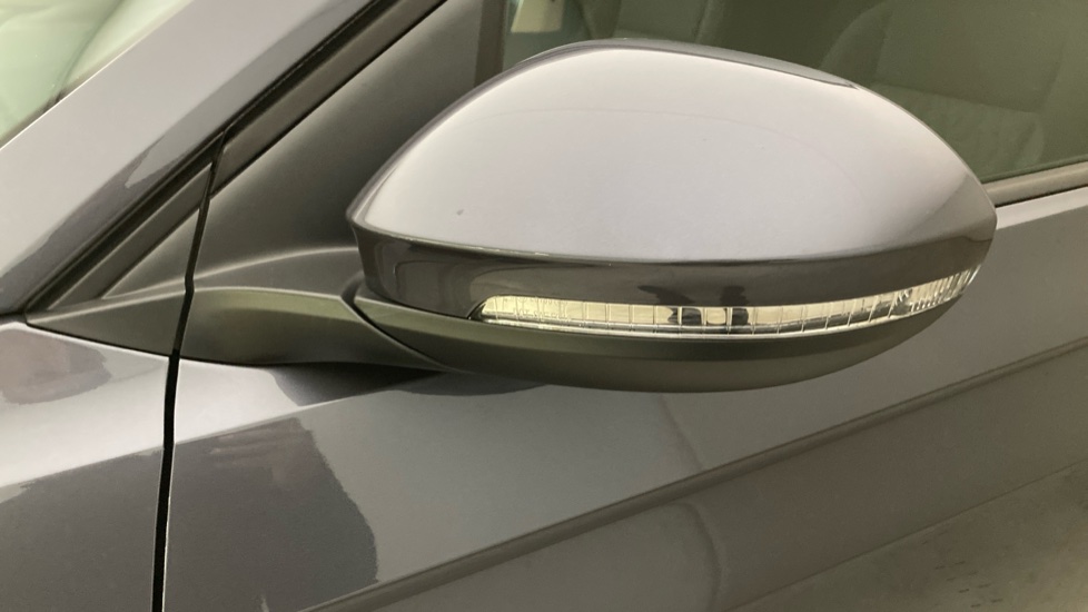 Volkswagen T-Cross 1.0 TSI 115 Match 5dr DSG Petrol Estate - Image 30