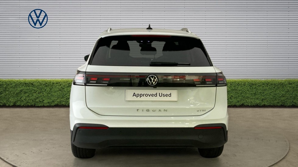 Volkswagen Tiguan 1.5 eTSI 150 Match 5dr DSG Petrol Estate - Image 8