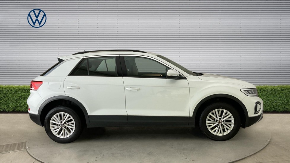 Volkswagen T-Roc 1.0 TSI Life 5dr Petrol Hatchback - Image 4