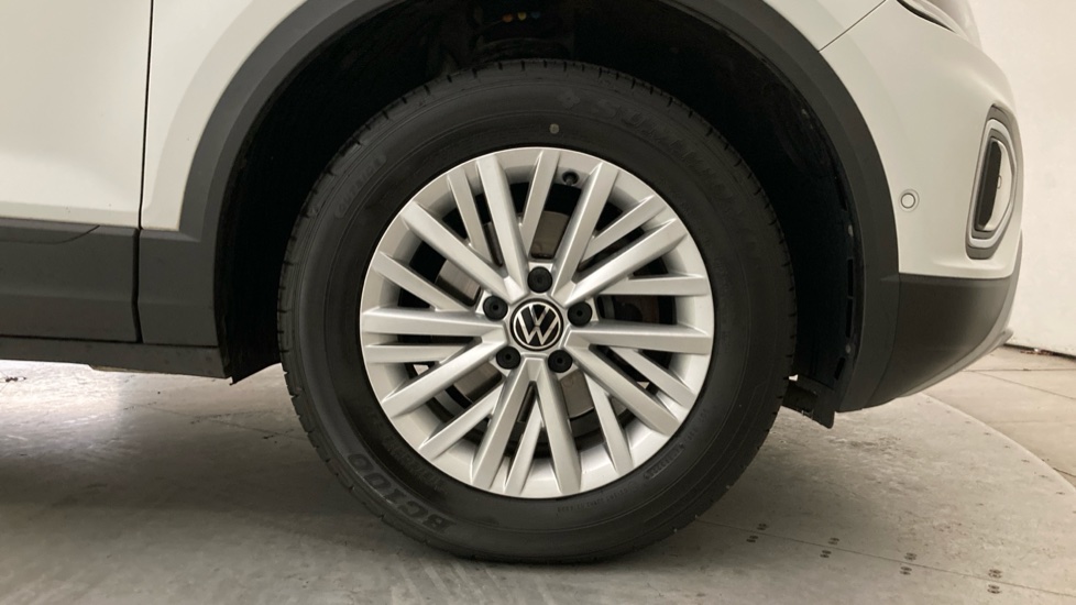 Volkswagen T-Roc 1.0 TSI Life 5dr Petrol Hatchback - Image 5