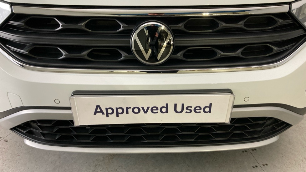 Volkswagen T-Roc 1.0 TSI Life 5dr Petrol Hatchback - Image 23