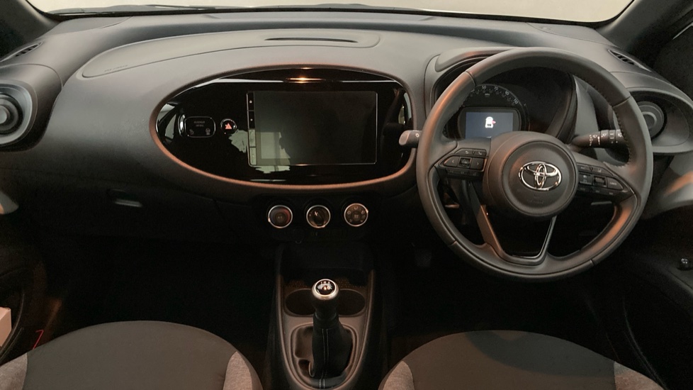 Toyota Aygo X 1.0 VVT-i Pure 5dr Petrol Hatchback - Image 9