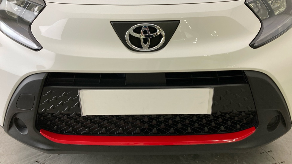 Toyota Aygo X 1.0 VVT-i Pure 5dr Petrol Hatchback - Image 23
