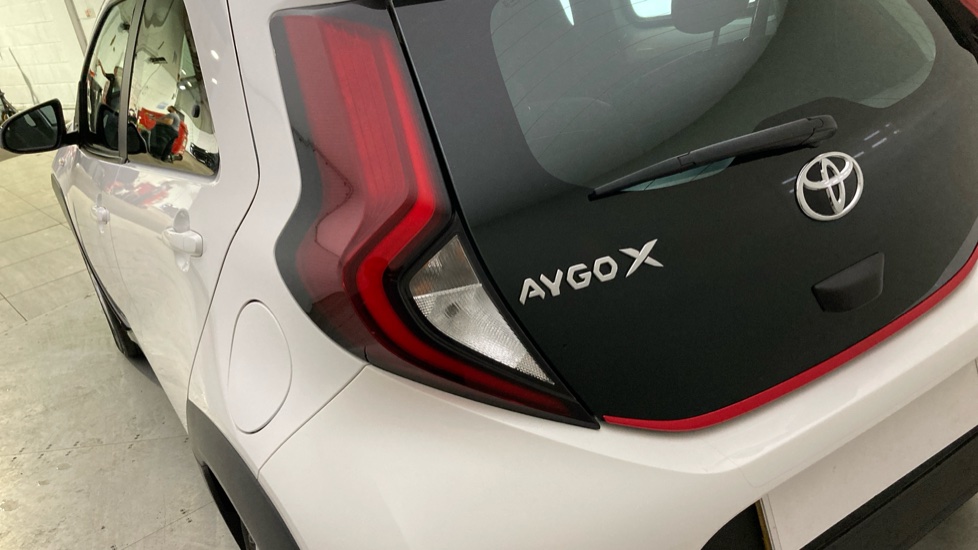Toyota Aygo X 1.0 VVT-i Pure 5dr Petrol Hatchback - Image 24