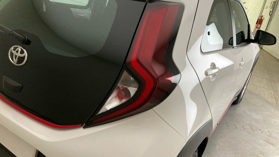 Toyota Aygo X 1.0 VVT-i Pure 5dr Petrol Hatchback - Image 25