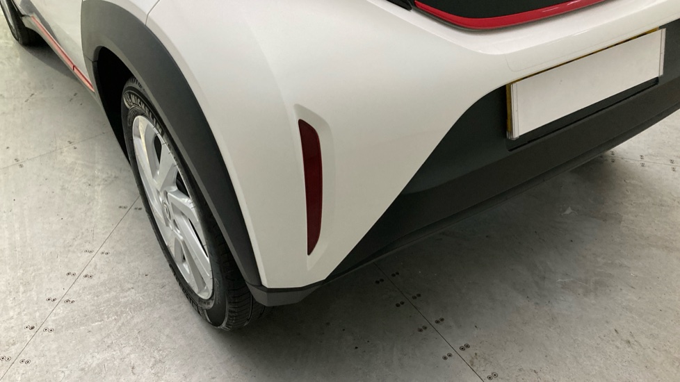 Toyota Aygo X 1.0 VVT-i Pure 5dr Petrol Hatchback - Image 26