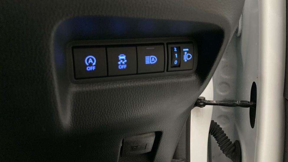 Toyota Aygo X 1.0 VVT-i Pure 5dr Petrol Hatchback - Image 36